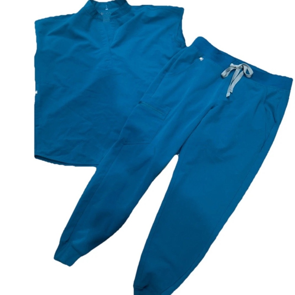 Figs Women's Teal Blue Scrub Set - Top & Jogger Pants